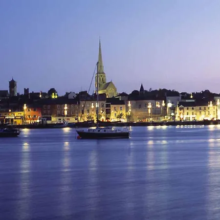 Ivernia Stylish Studio No 3 Town * Wexford