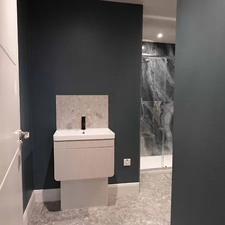Ivernia Stylish Studio No 3 Town Wexford