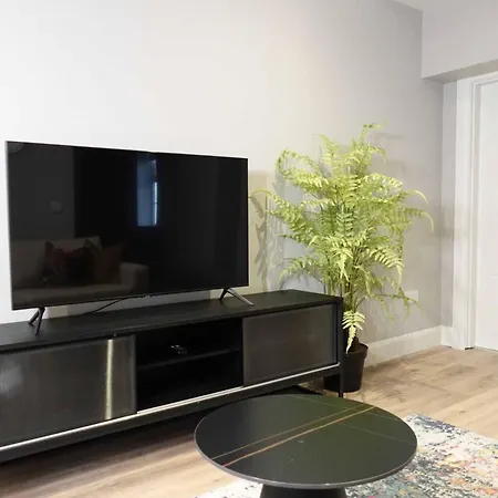 Ivernia Stylish Studio No 3 Town Сasa de vacaciones *
